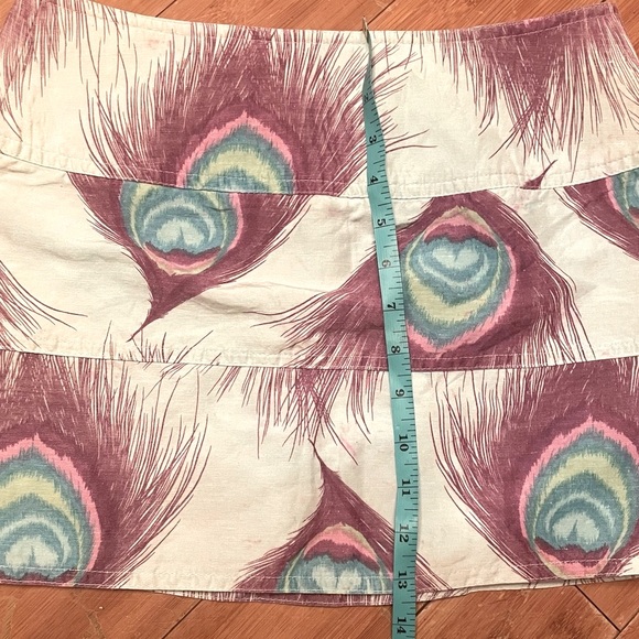 Vintage Y2K Neon Linen Nanette Lapore Baby Blue Mini skirt with Peacock Feathers - Picture 11 of 12